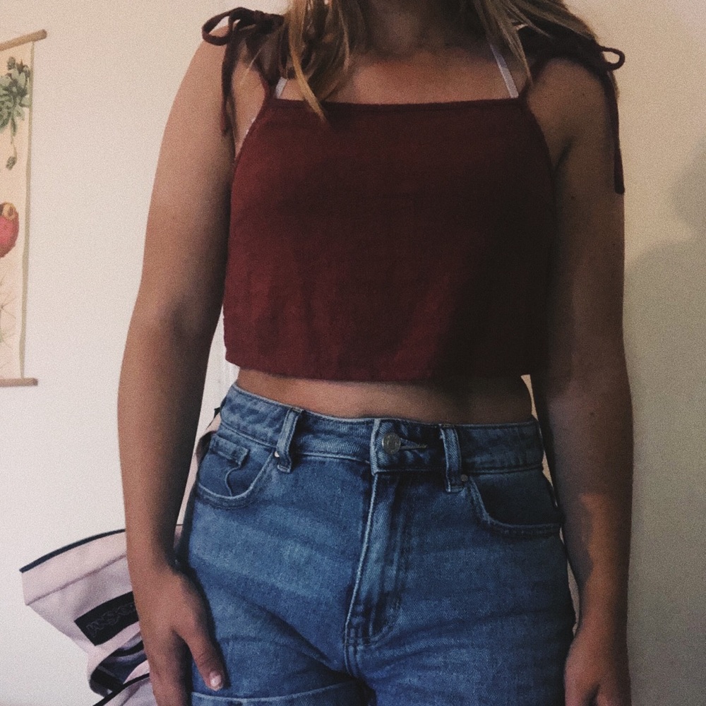 crop top